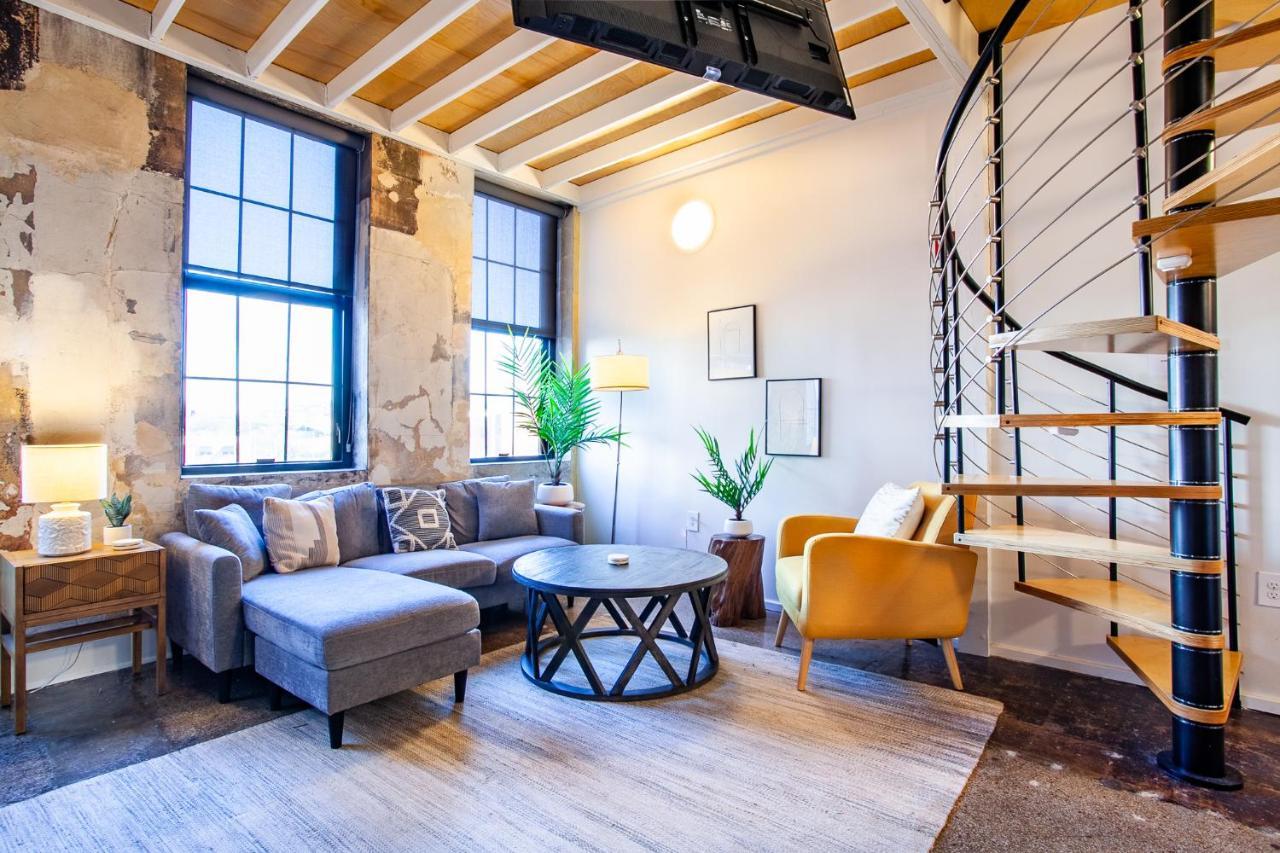 Sterchi Lofts Getaway - Downtown น็อกซ์วิลล์ ภายนอก รูปภาพ
