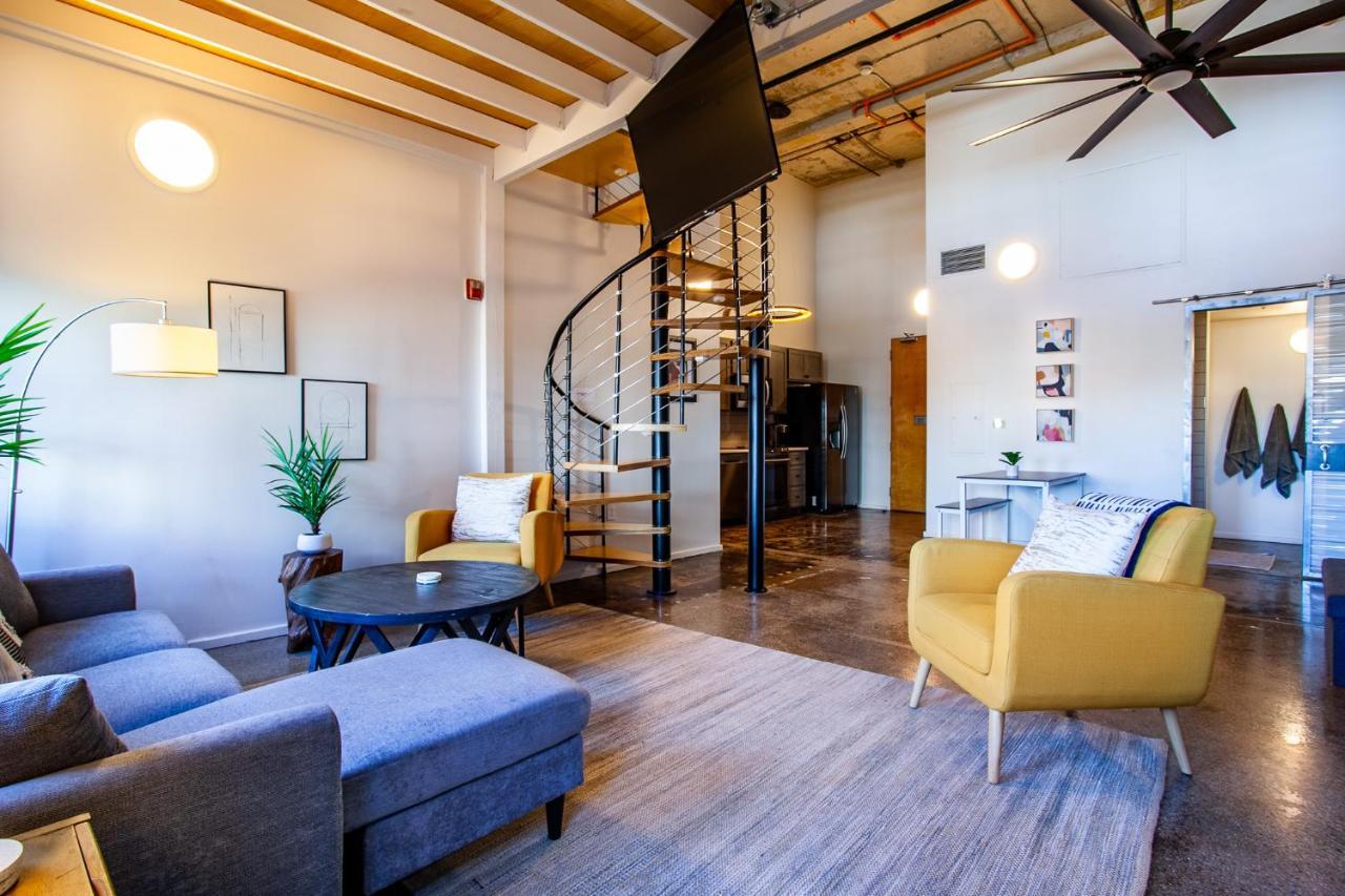 Sterchi Lofts Getaway - Downtown น็อกซ์วิลล์ ภายนอก รูปภาพ