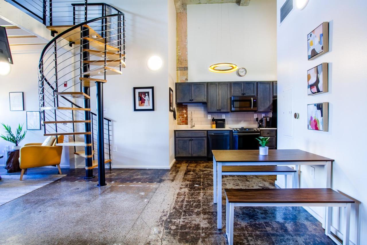 Sterchi Lofts Getaway - Downtown น็อกซ์วิลล์ ภายนอก รูปภาพ