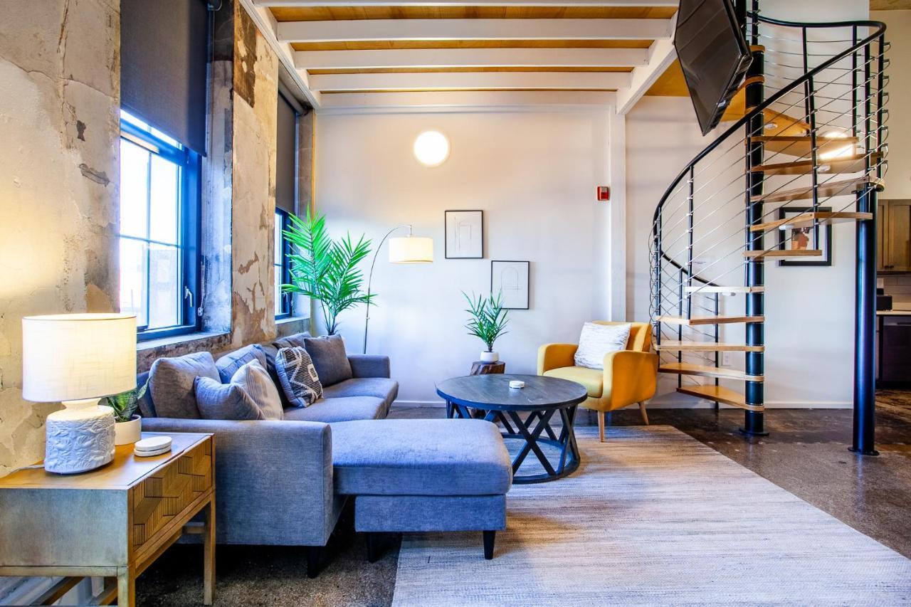 Sterchi Lofts Getaway - Downtown น็อกซ์วิลล์ ภายนอก รูปภาพ